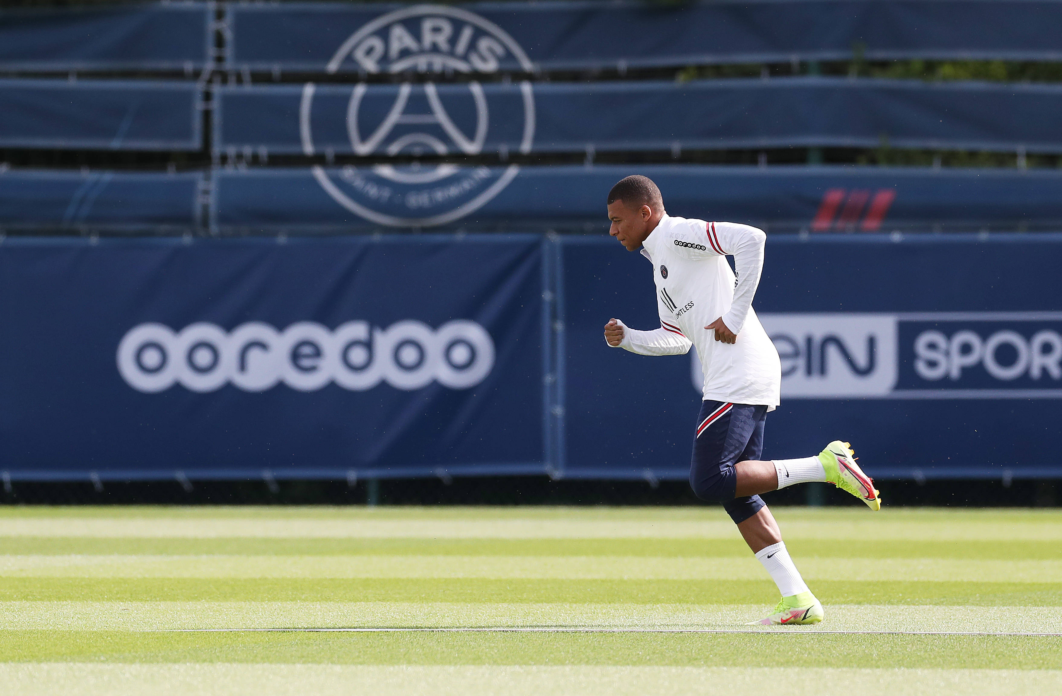 皮克福德：想参加摩托车越野赛；为英格兰举起奖杯是头等大事