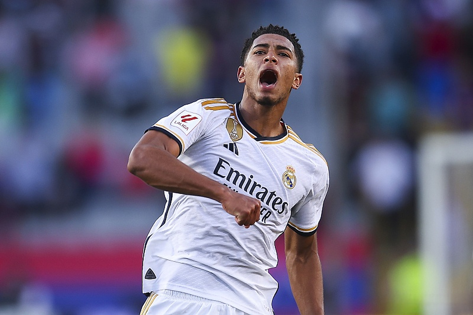 爆冷！争冠格局大乱，埃梅里神了：疯狂7连胜，距离榜首3分