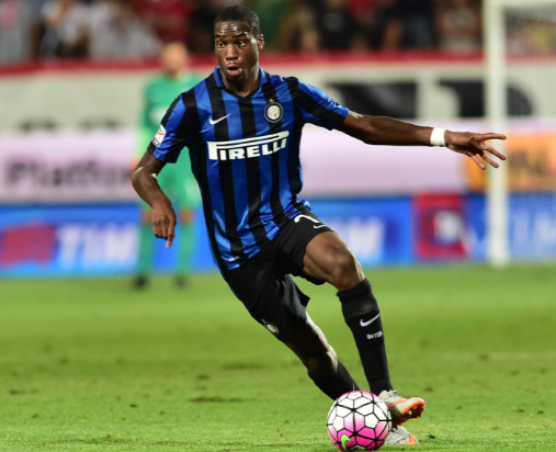 联合国难民署75周年慈善之夜在沪举行，杨扬陈露等体坛明星助阵