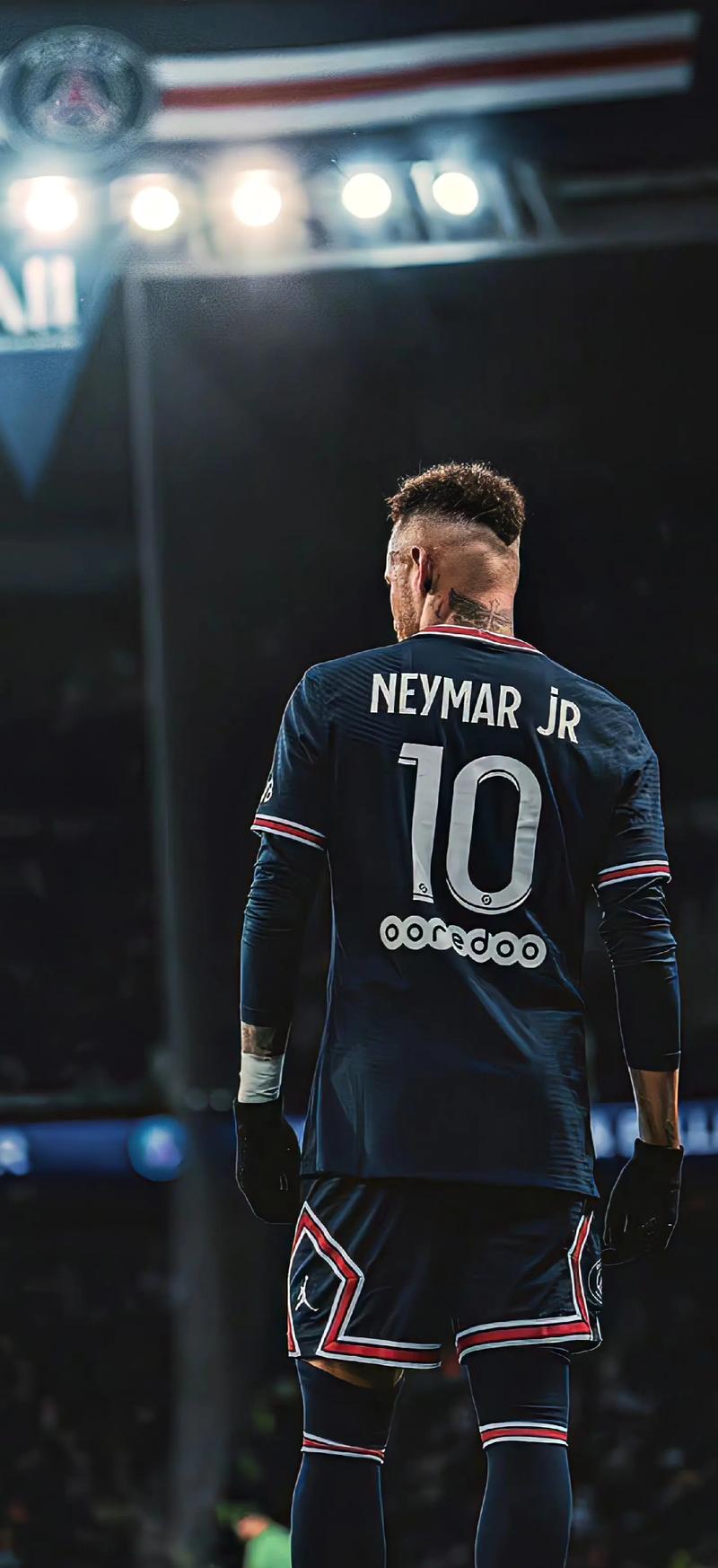 球迷：我们都在见证他的成长