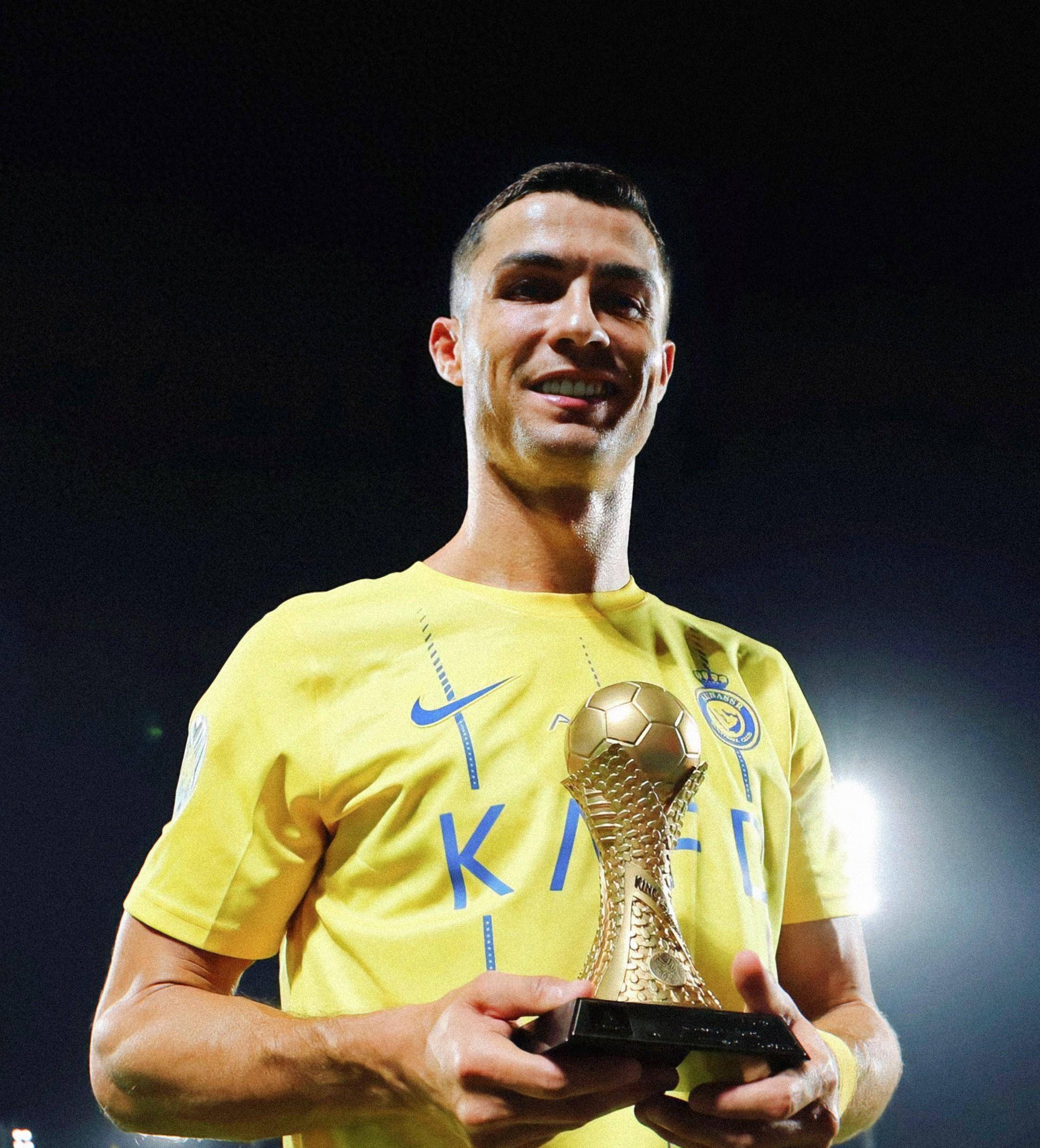 TA分析3-4-3阵型：从链式防守到战术万花筒，攻守易形的现代解法