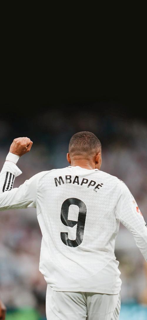 英媒：伊万-托尼不太可能1月回英超，也不太可能踢世界杯